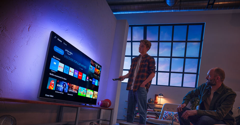 Du vyrai sąveikauja su &bdquo;Titan OS&ldquo;