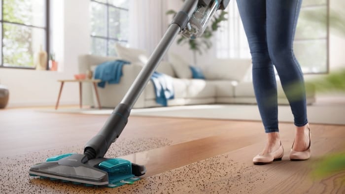 8000 serijos &bdquo;Philips&ldquo; belaidžio dulkių siurblio &bdquo;Aqua&ldquo; vaizdo įra&scaron;as